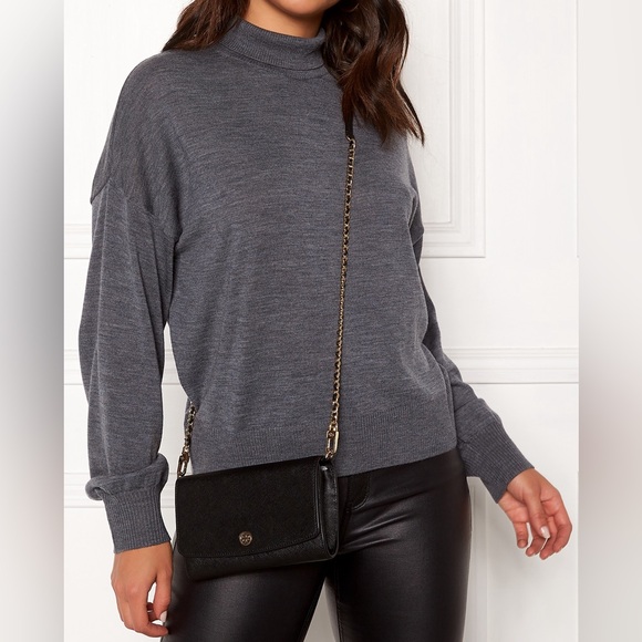 Tory Burch Robinson Chain Wallet - NWT - Picture 2 of 4